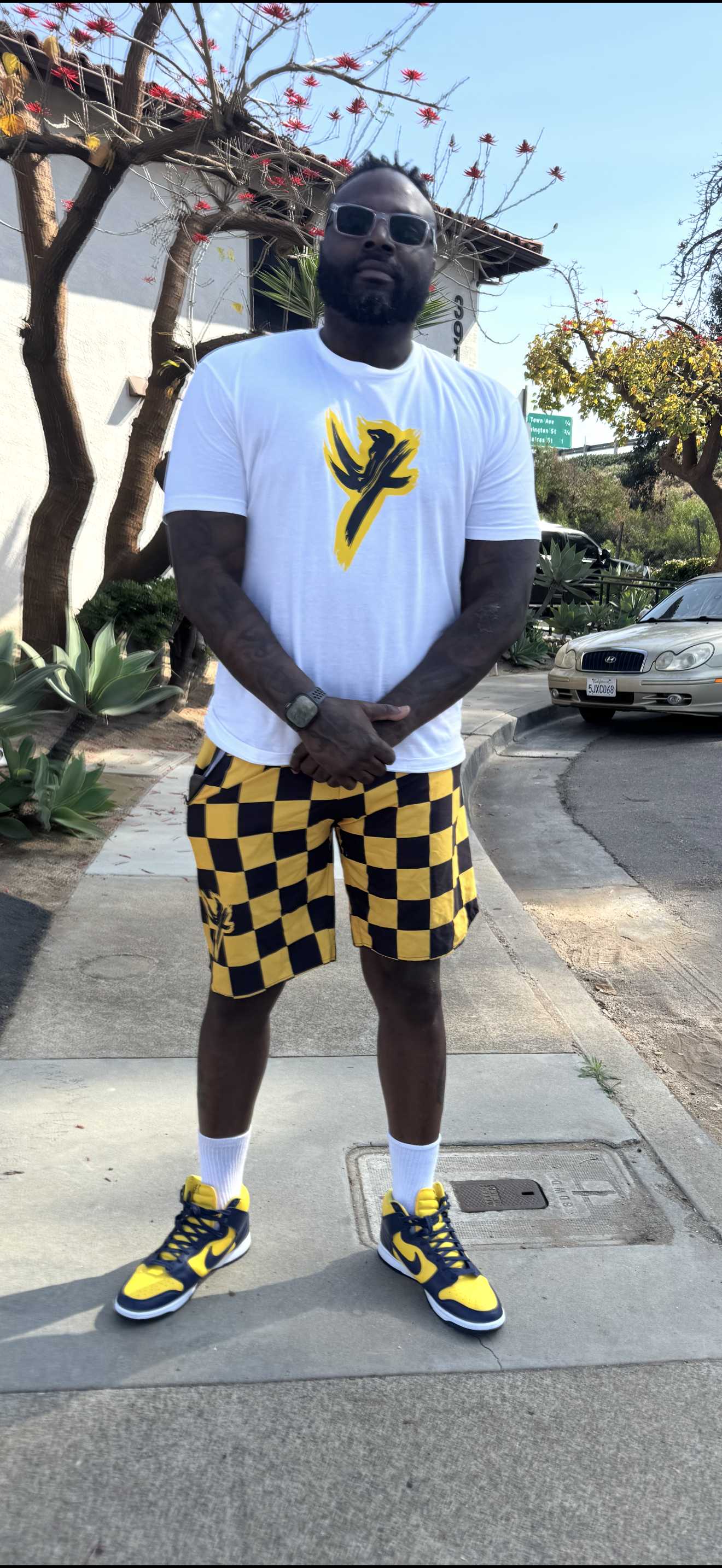 White fitted shirt with Logo OW7