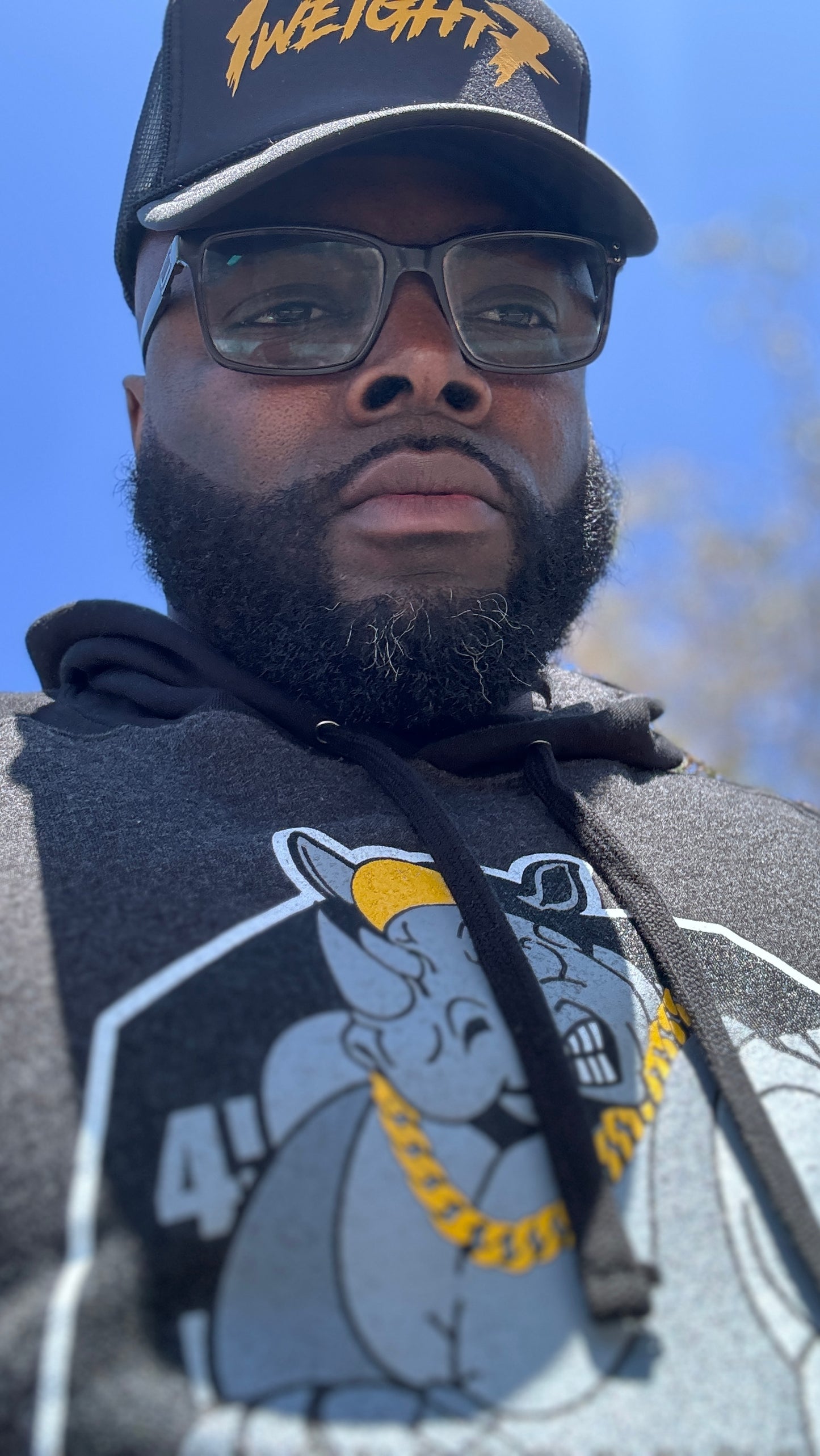 1Weight7 - Black Shirt